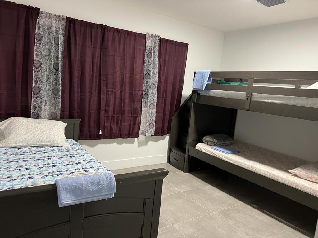 Airport Guest Suites Hostal